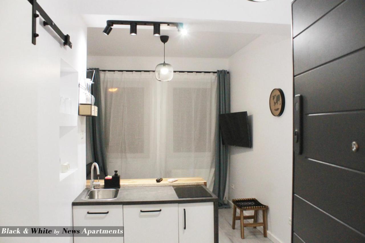 Black & White - News Apartment Bükreş Dış mekan fotoğraf